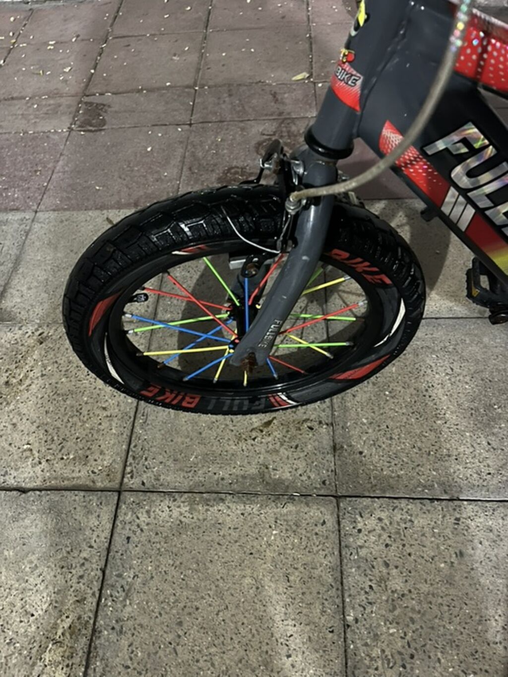 Uşaq velosipedi – FULL BIKE dizaynı - Təkər ölçüsü: təxminən 16 düym