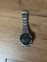 Casio qol saatı — Şəxsi əşyalar