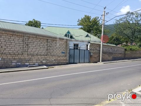 Həyət evi, Oğuz r.