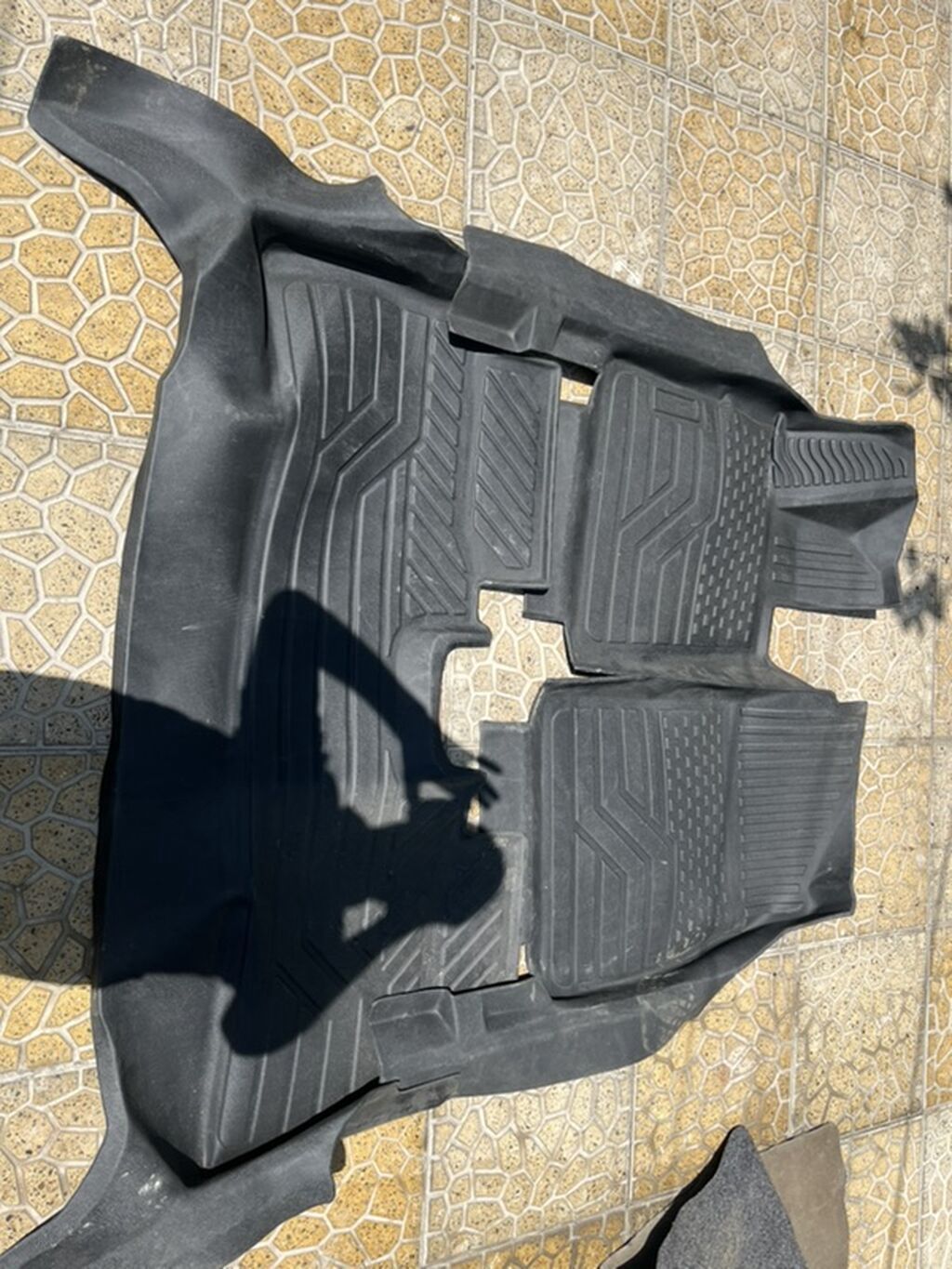 Avtomobil üçün tam ölçülü 3D döşəmə xalça dəsti — qara — Avtomobil xalıları və aksesuarları, Digah (3)