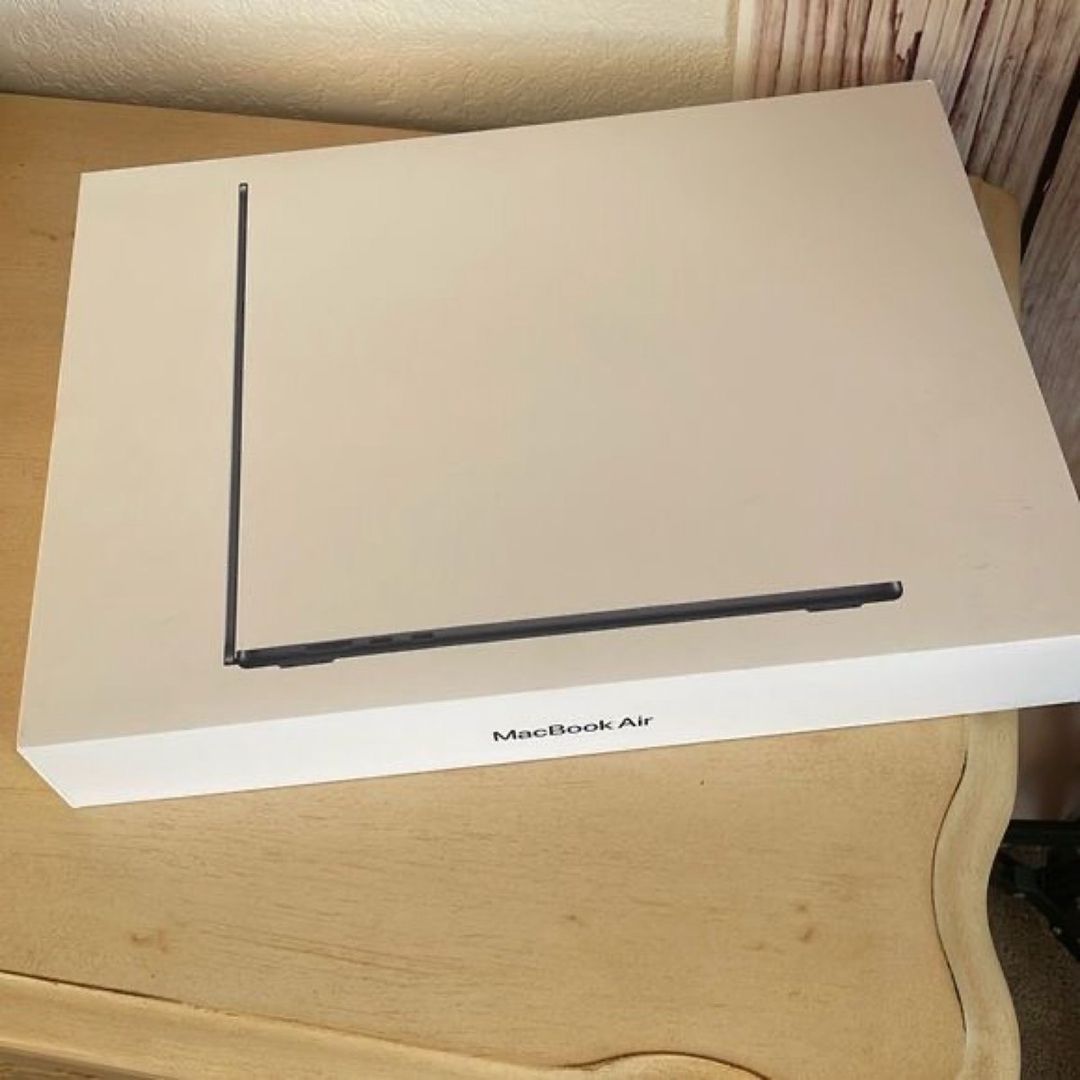 Macbook Air 13 M5 16/512gb Silver/Midnight — Elektronika, Bakı (3)