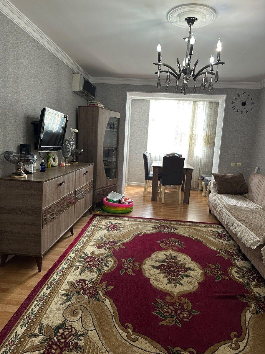 Satılır 3 otaqlı köhnə tikili 65 m² — Mənzil, Bakı