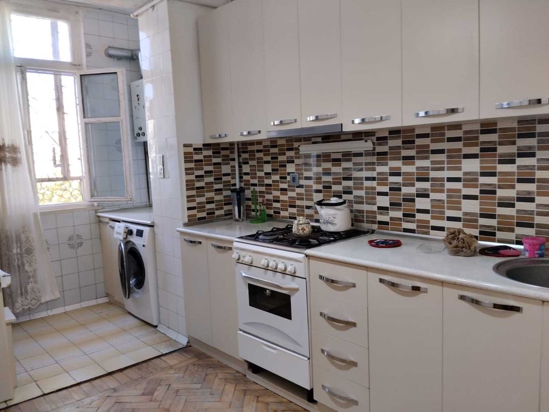 İcarəyə verilir 3 otaqlı köhnə tikili 100 m² — Mənzil, Bakı (9)