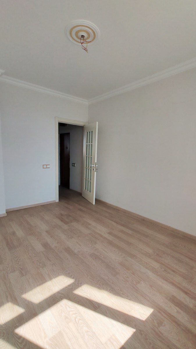 Satılır 2 otaqlı köhnə tikili 50.2 m² — Mənzil, Bakı (7)