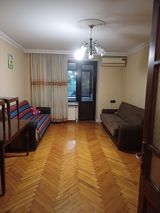 İcarəyə verilir 3 otaqlı köhnə tikili 75 m² — Недвижимость