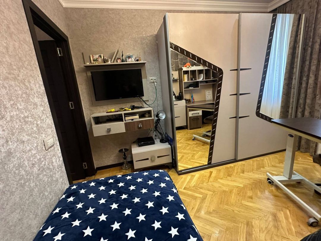 Satılır 4 otaqlı köhnə tikili 115 m² — Mənzil, Bakı (10)