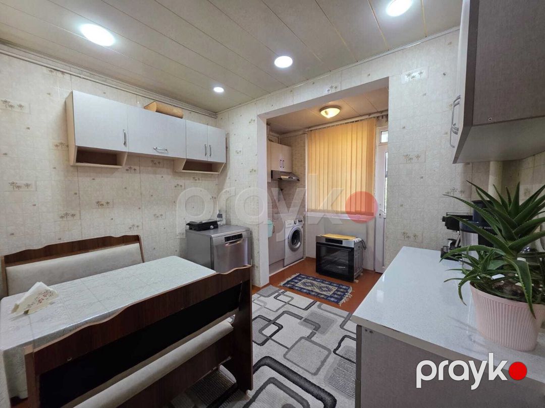 Satılır 2 otaqlı köhnə tikili 65 m² — Mənzil, Bakı (11)