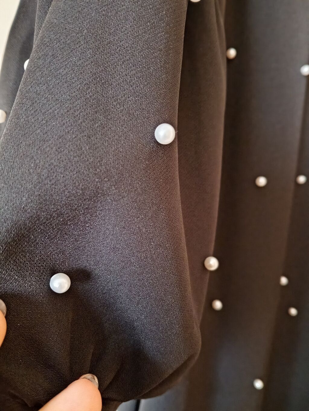 Qara rəngli, incə mirvari aplikasiyalı şıq don. - Model: A-kəsim — Şəxsi əşyalar, Xırdalan (4)