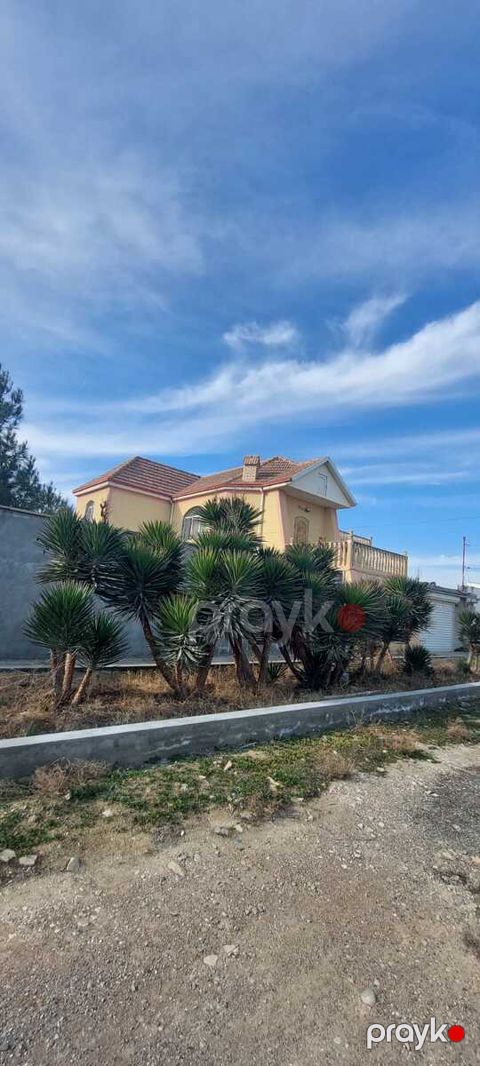Satılır 4 otaqlı həyət evi/bağ evi 150 m²
