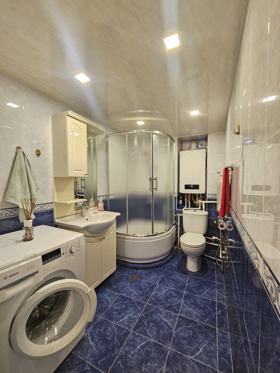 İcarəyə verilir 2 otaqlı köhnə tikili 102 m² — Mənzil, Bakı (11)