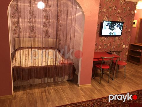 İcarəyə verilir 1 otaqlı köhnə tikili 40 m²
