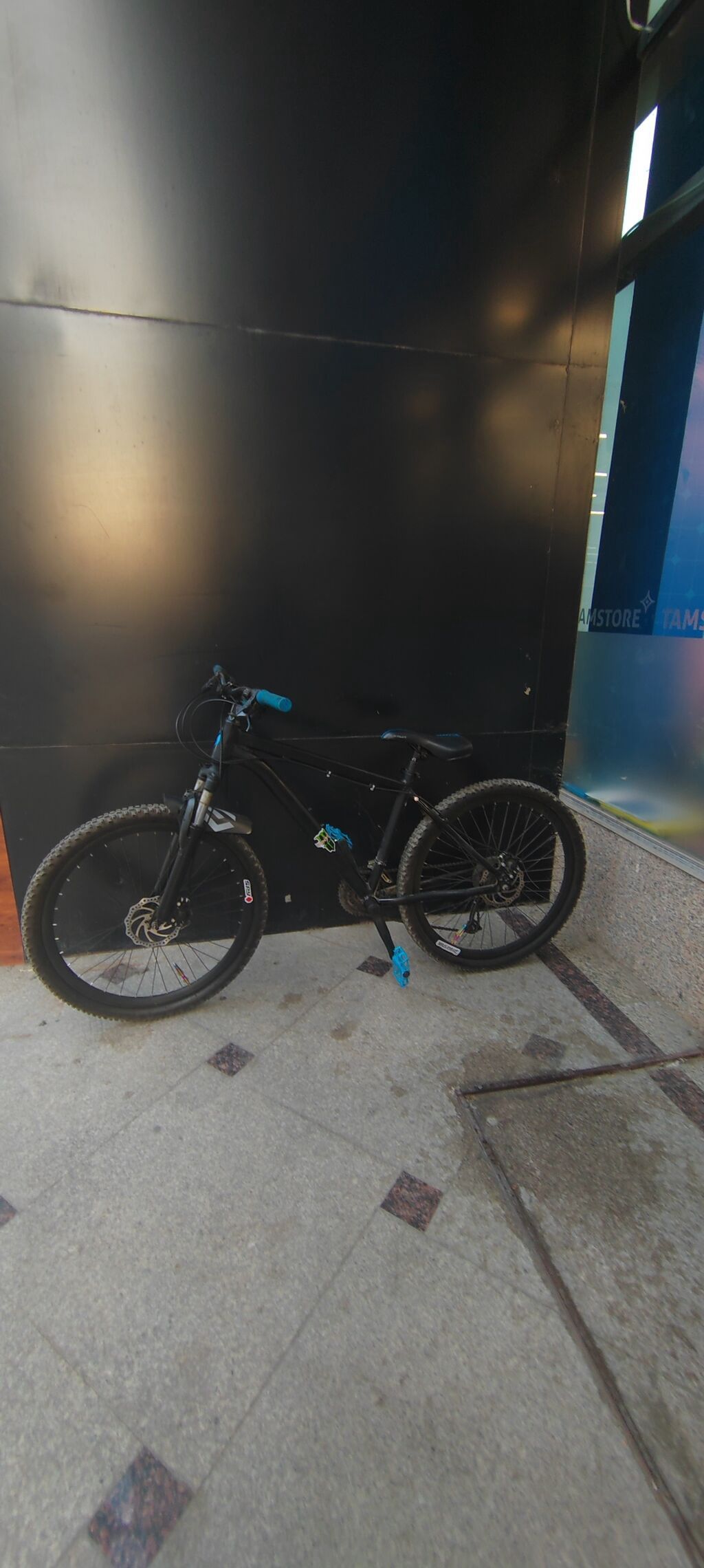 Velosiped keçən yay 440 manata alıbınıb və çox sürülməyib,üzərinə — Dağ velosipedləri, Bakı (7)