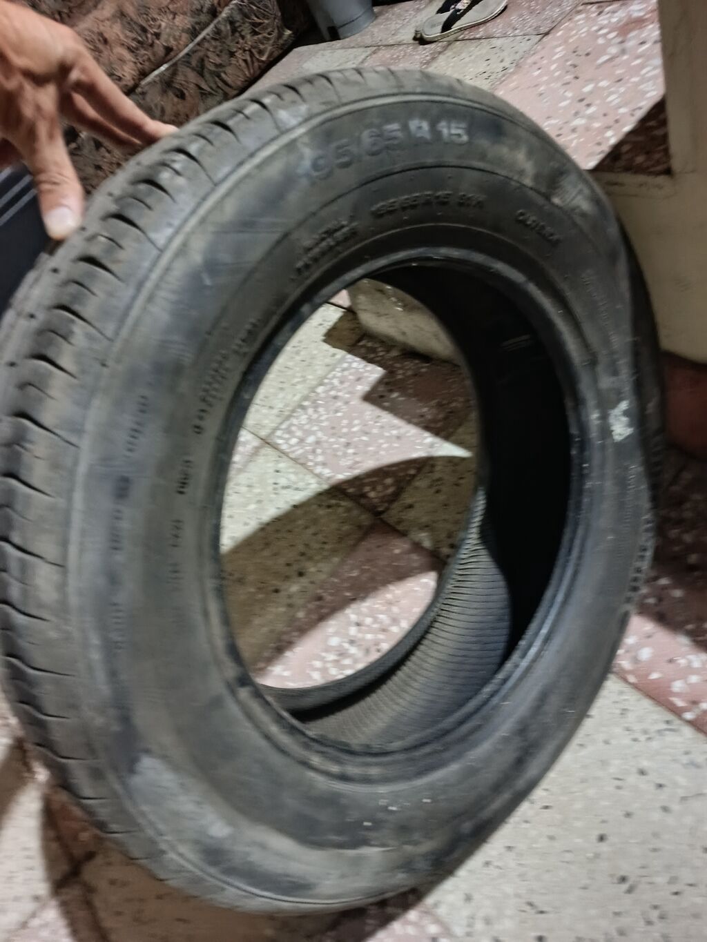 Continental ContiPremiumContact 2 təkər - Ölçü: 195/65 R15 - Naxış — Təkərlər, Bakı (2)