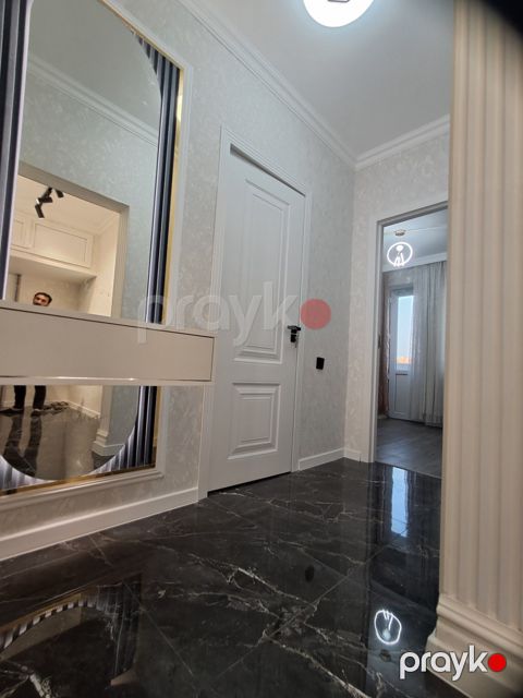 Satılır 3 otaqlı köhnə tikili 85 m²