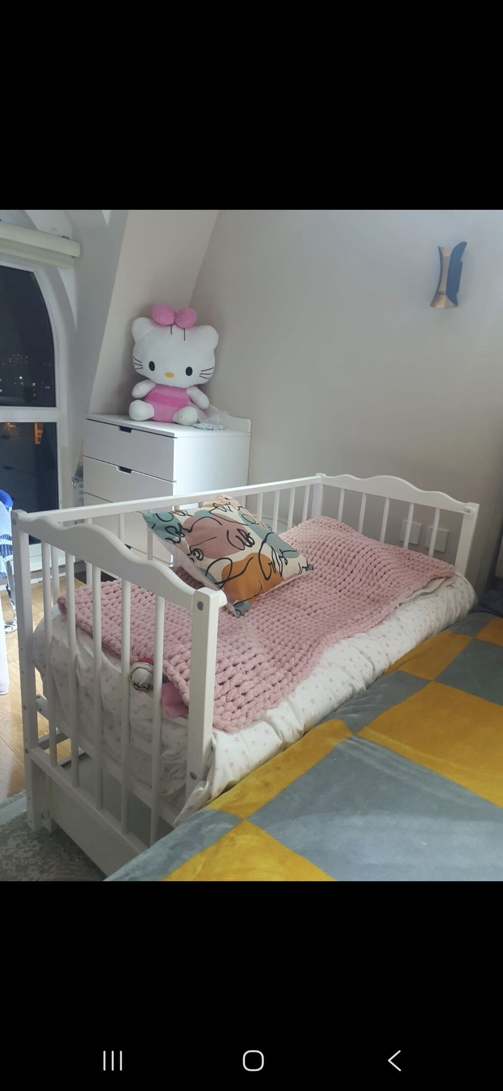 Besik 90 azn beshik qiragi acilir baglanir, terpenir. Ushaq boyuyende — Mebel, Bakı (2)
