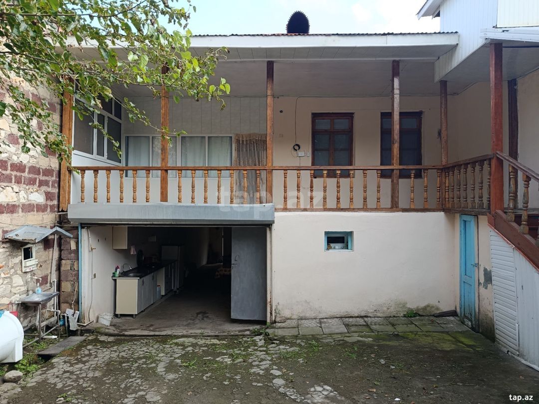 Həyət evi, Göygöl r. — Daşınmaz əmlak, Göygöl (2)