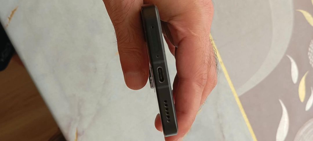 Xiaomi Poco F7 Black 512GB/12GB — Mallar, Bakı (4)