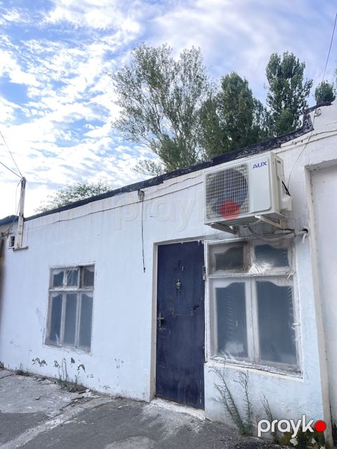 İcarəyə verilir 3 otaqlı həyət evi/bağ evi 80 m²