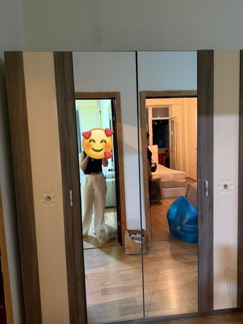 *Sada* dolab 110 AZN Madeyra dan alinib ünvan Həzi Aslanov26333 — Sara — Furniture