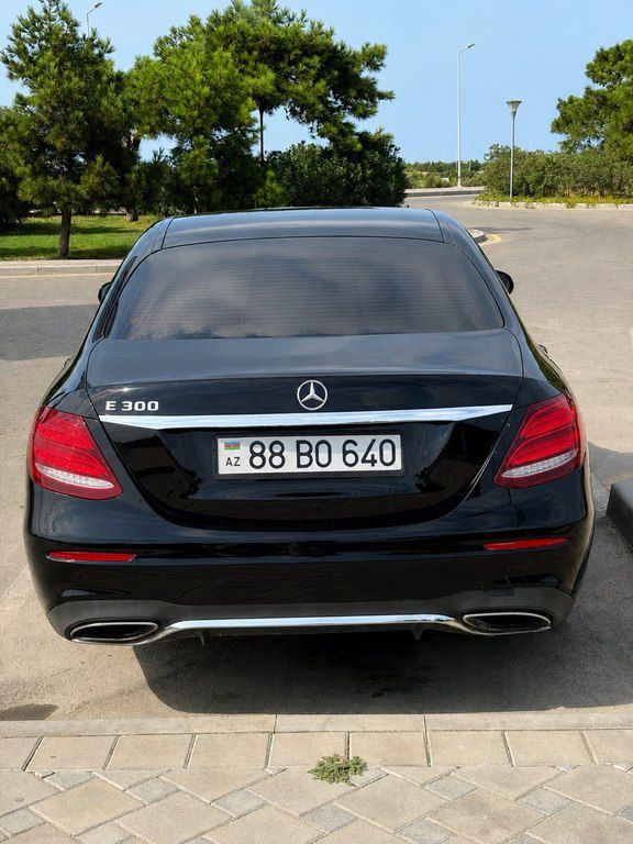 Mercedes E 300, 2.0 L, 2019 il, 167 000 km — Avtomobillər, Bakı (3)