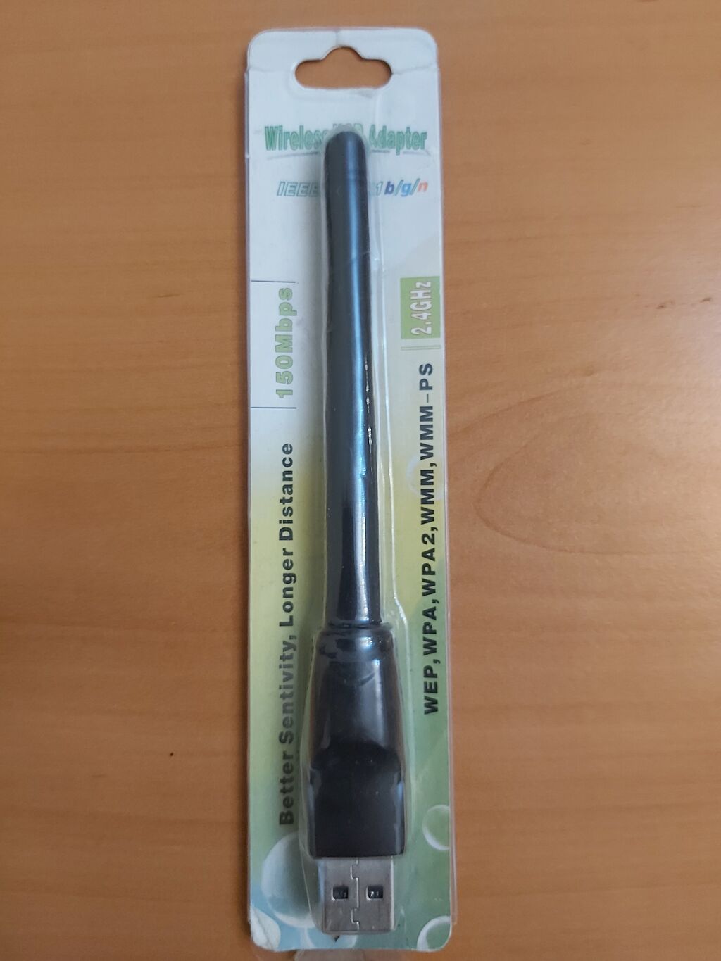 USB Wi‑Fi Adapter (antenalı) Xüsusiyyətlər: - IEEE 802.11 b/g/n