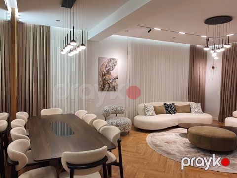 İcarəyə verilir 3 otaqlı yeni tikili 158 m²