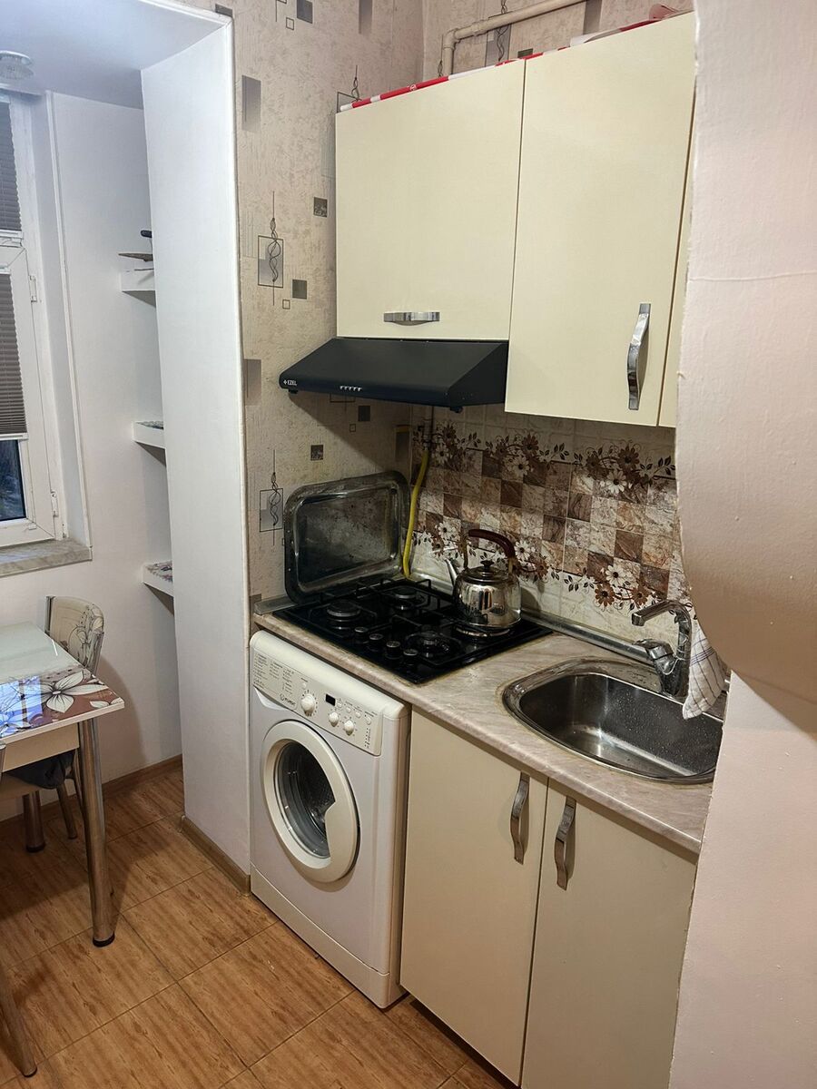 İcarəyə verilir 1 otaqlı köhnə tikili 45 m² — Mənzil, Bakı (5)
