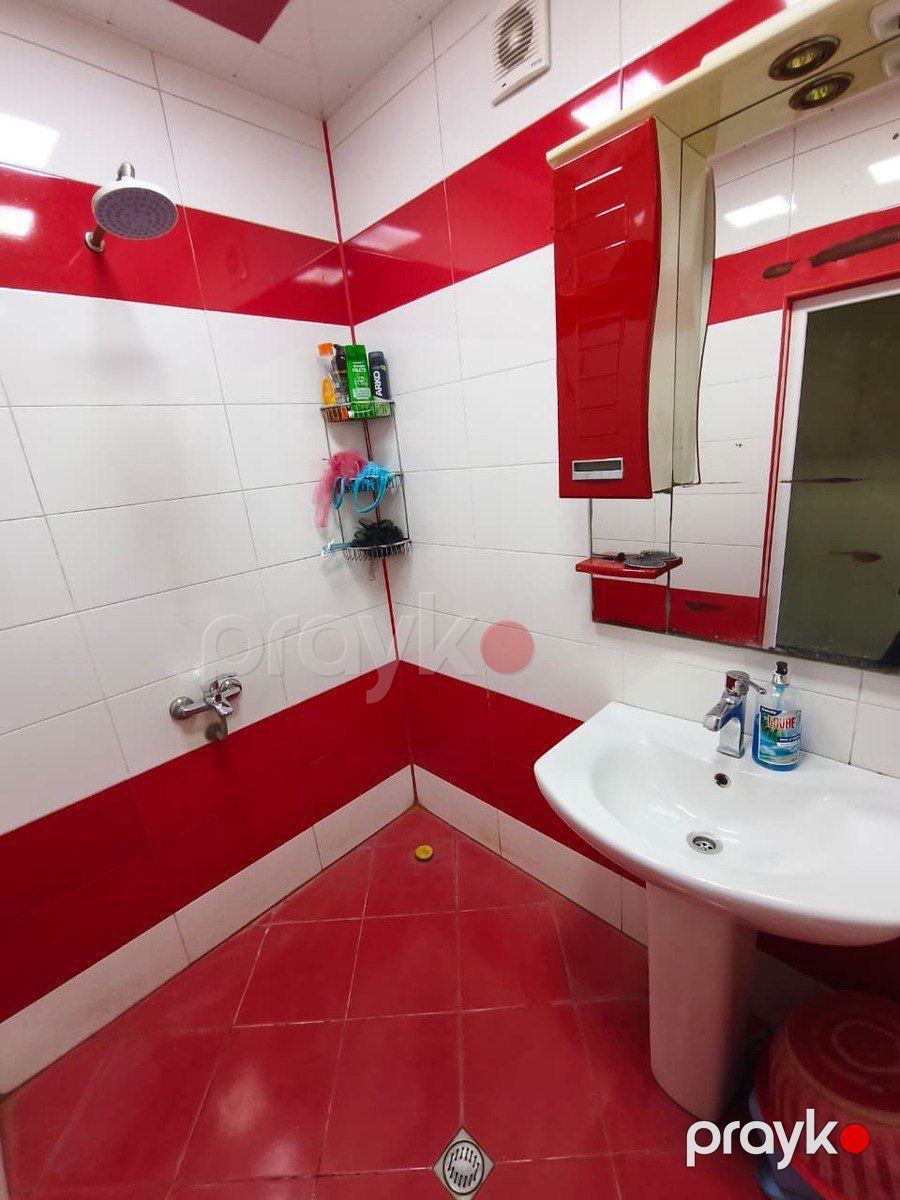 Satılır 5 otaqlı köhnə tikili 110 m² — Mənzil, Bakı (10)