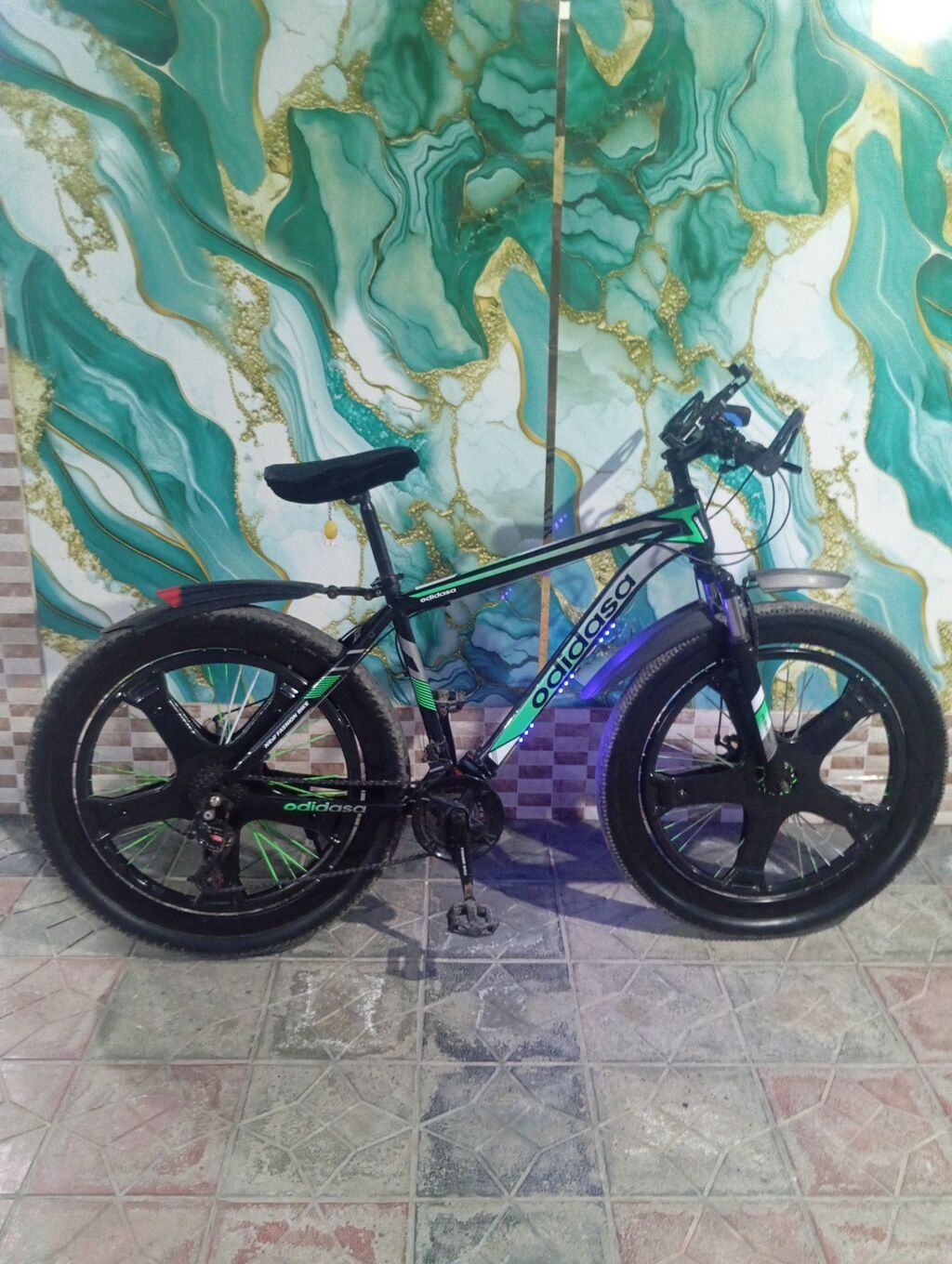Fatbike tipli dağ velosipedi - Brend/model: Odidosa yazılı fatbike — Velosipedlər, Saatlı (2)