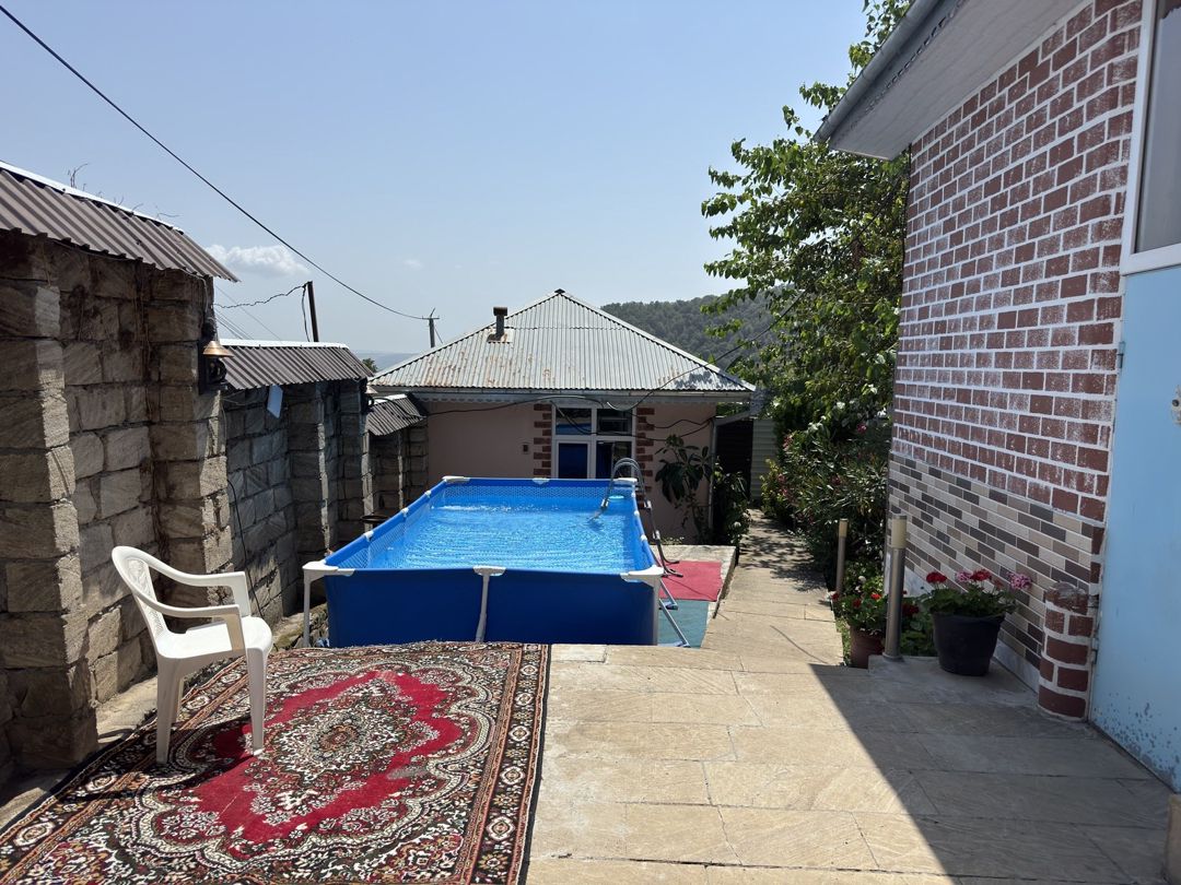 İcarəyə verilir 3 otaqlı həyət evi/bağ evi 150 m² — Ev, villa, Qəbələ (2)