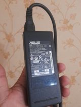 Oriqinal Asus noutbuk adaptoru — Elanın sahibi