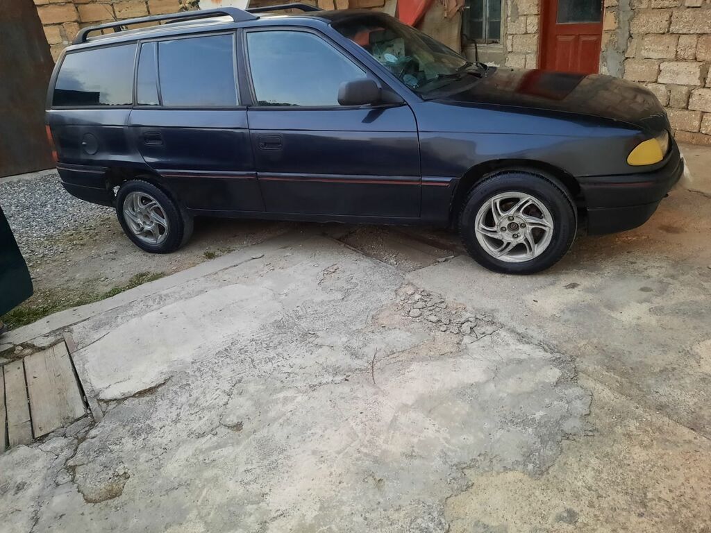 Opel Astra: 1.4 l | 1993 il 370000 km Universal — Avtomobillər, Biləsuvar (7)