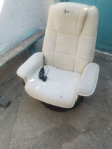 Masaj kreslosu bütün masaj rewimleri iwdiyir hec bir prablemi yoxdu — Furniture