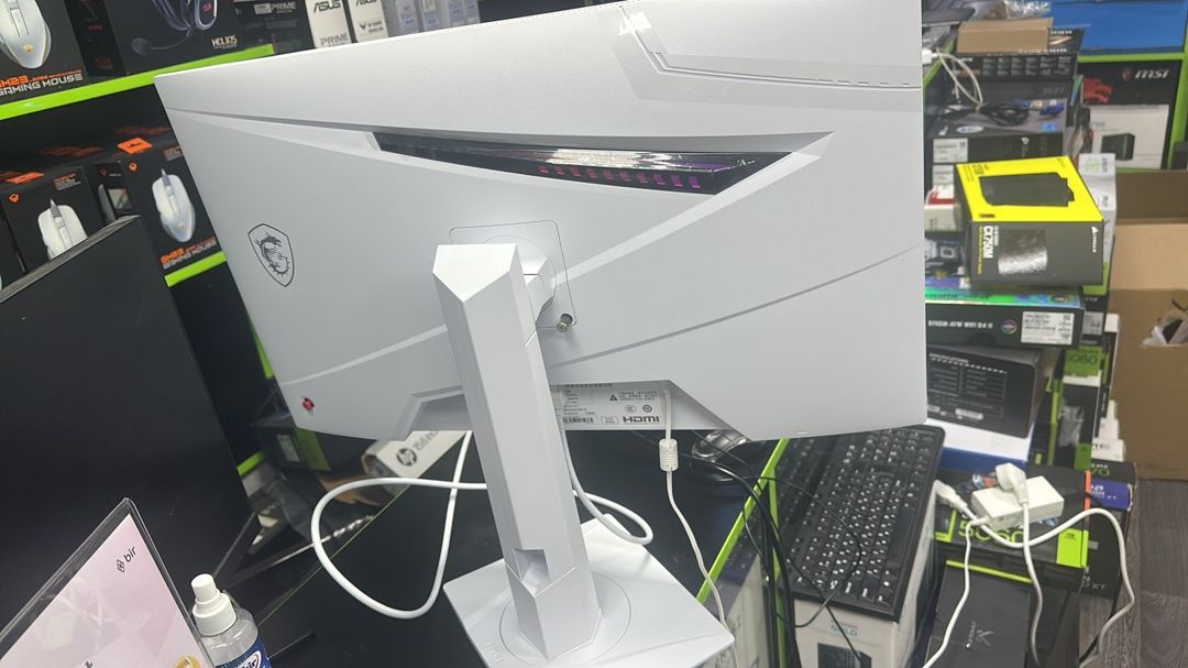 Monitor MSİ 274QRFW 2K 180 Hz — Elektronika, Bakı (4)