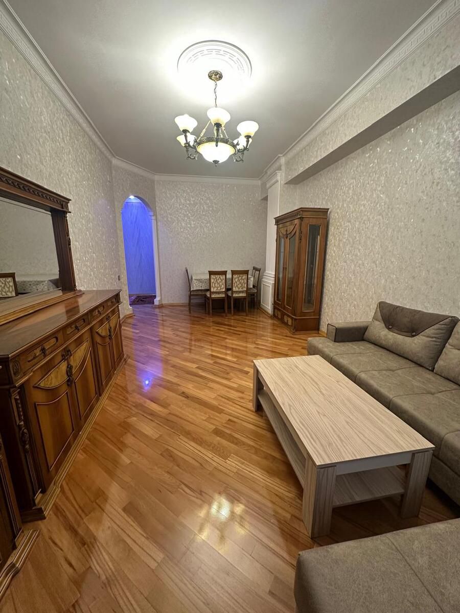 3-otaqlı yeni tikili kirayə verilir, İnşaatçılar m., 132 m² — Daşınmaz əmlak, Bakı