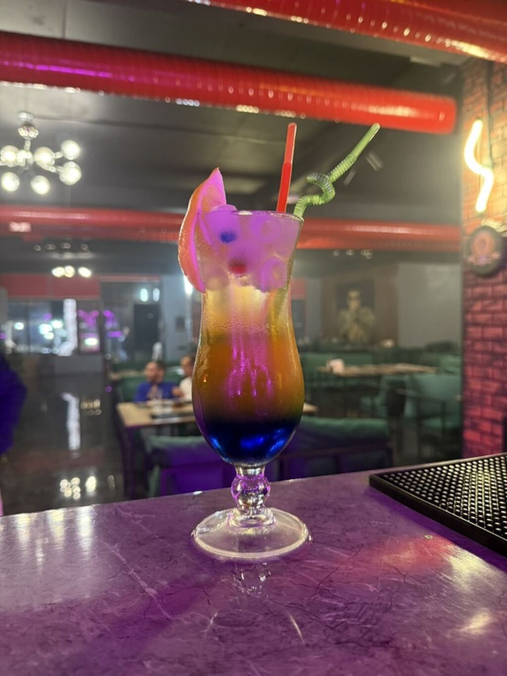 Barmen, 22 yaş, 5 ildən artıq təcrübə — İş, Sumqayıt (8)