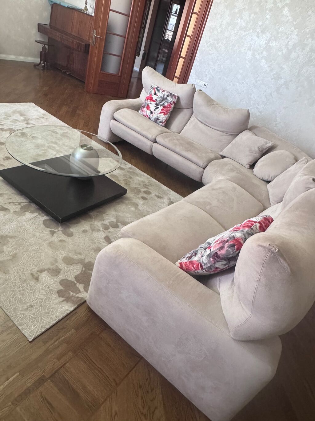 Диван угловой в отличном состоянии продаётся вместе с журнальным — Mebel, Bakı (4)
