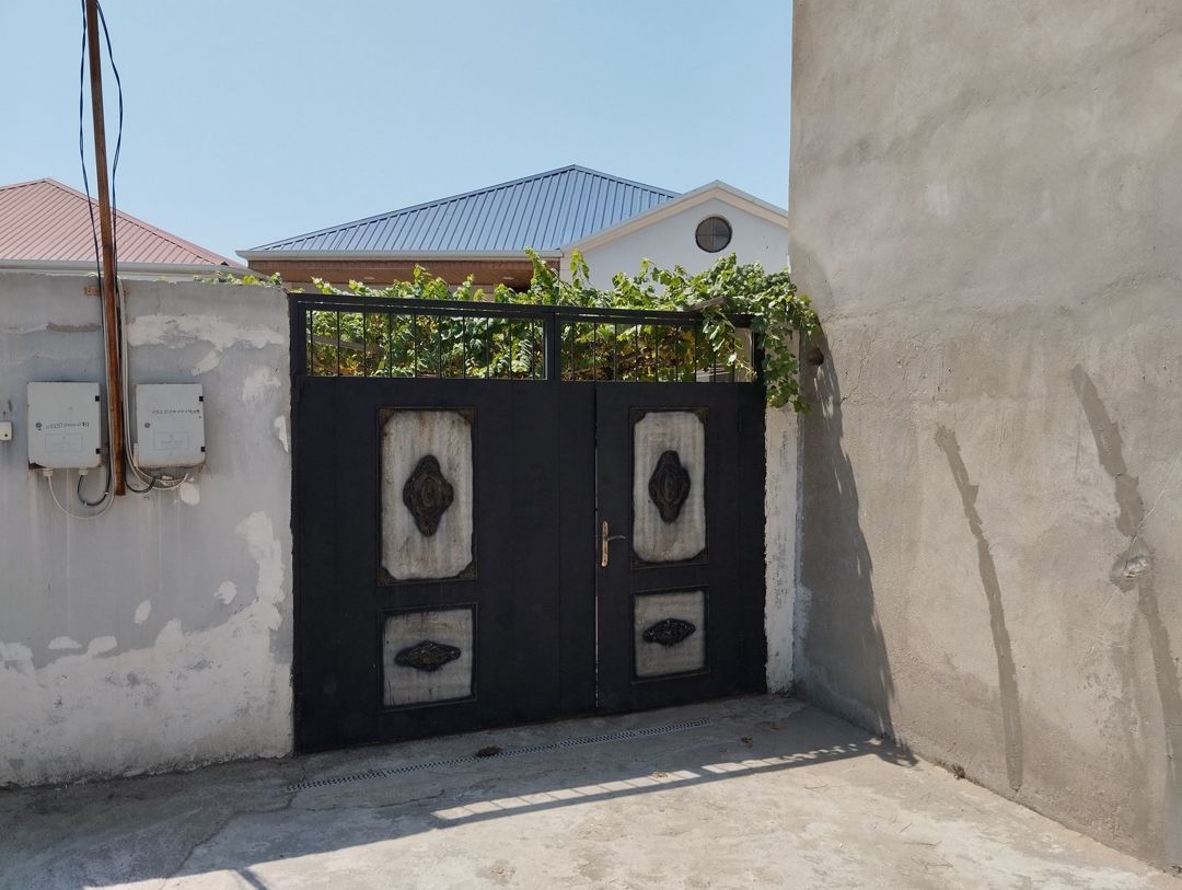 Satılır 4 otaqlı həyət evi/bağ evi 110 m² — Ev, villa, Bakı (2)