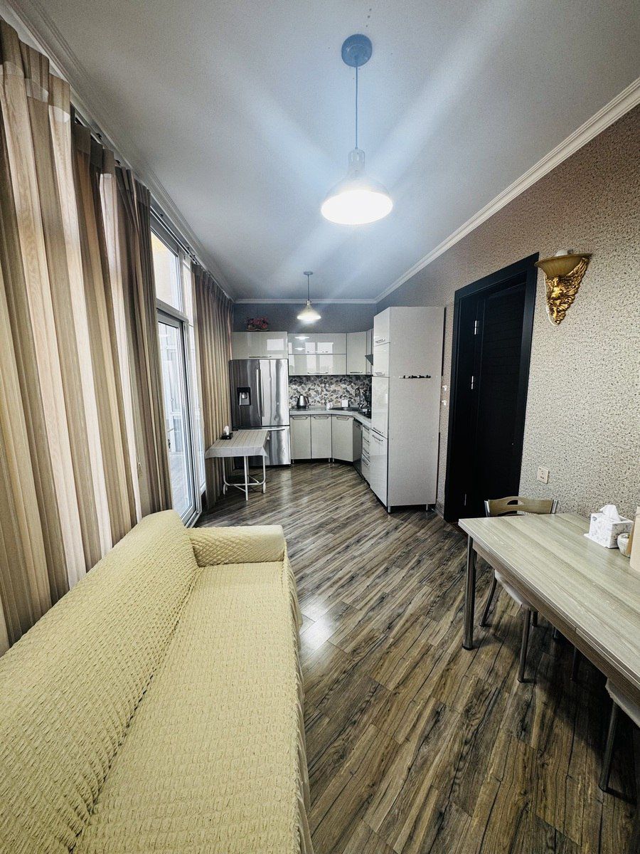 Satılır 4 otaqlı yeni tikili 200 m² — Mənzil, Bakı (8)
