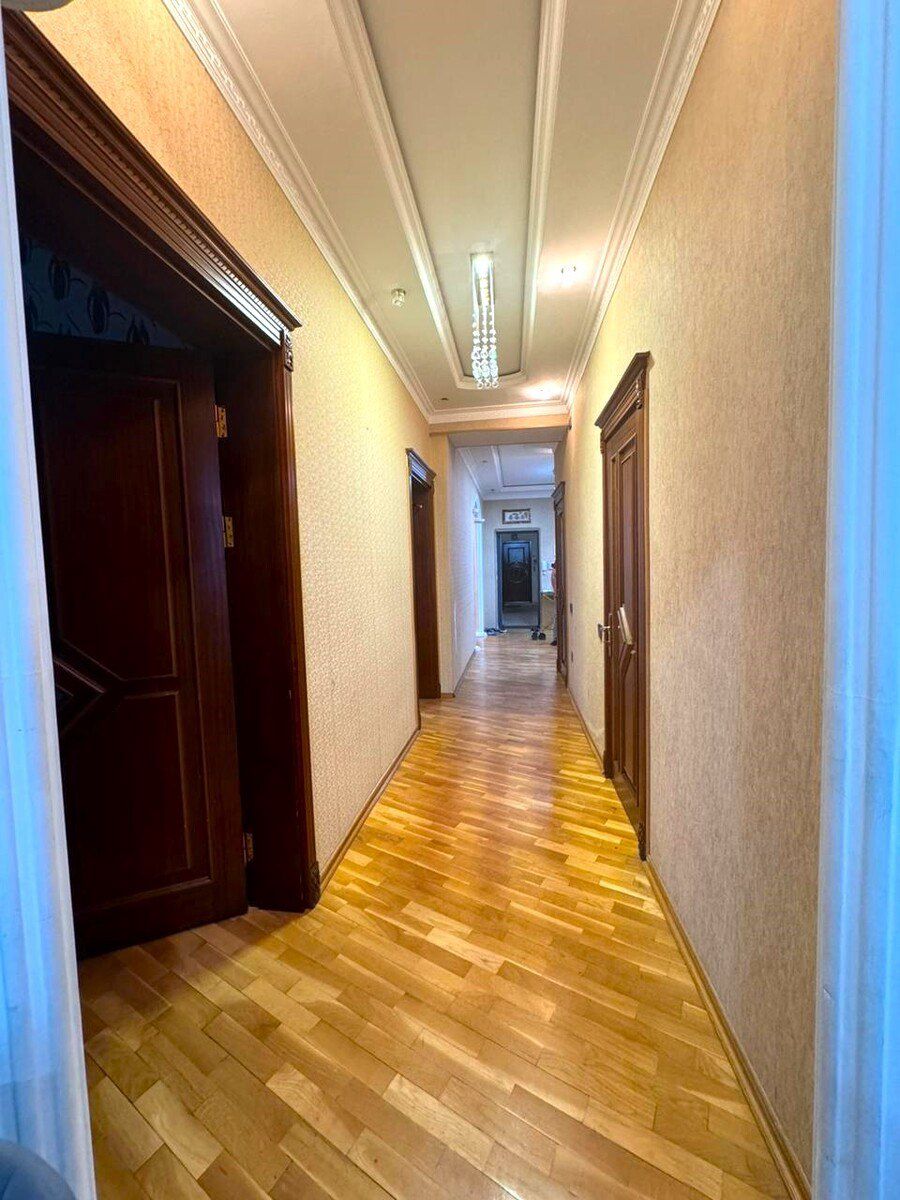Satılır 3 otaqlı yeni tikili 150 m² — Mənzil, Bakı (10)