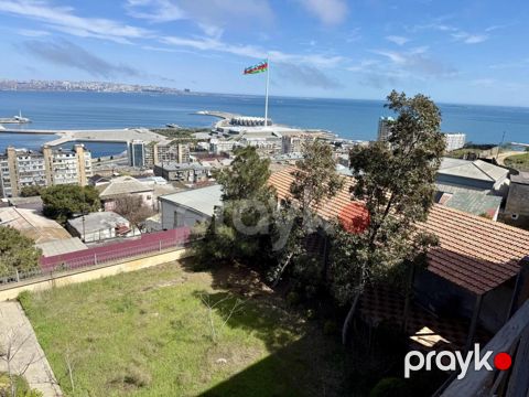 Satılır 9 otaqlı həyət evi/bağ evi 800 m²
