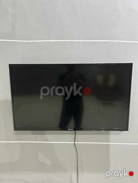 Smart televizor satılır