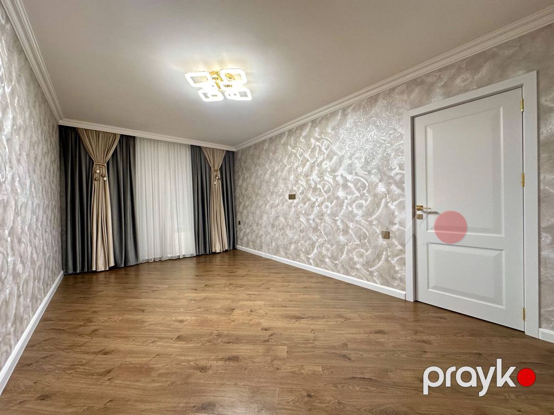 Satılır 2 otaqlı köhnə tikili 60 m² — Mənzil, Bakı (2)