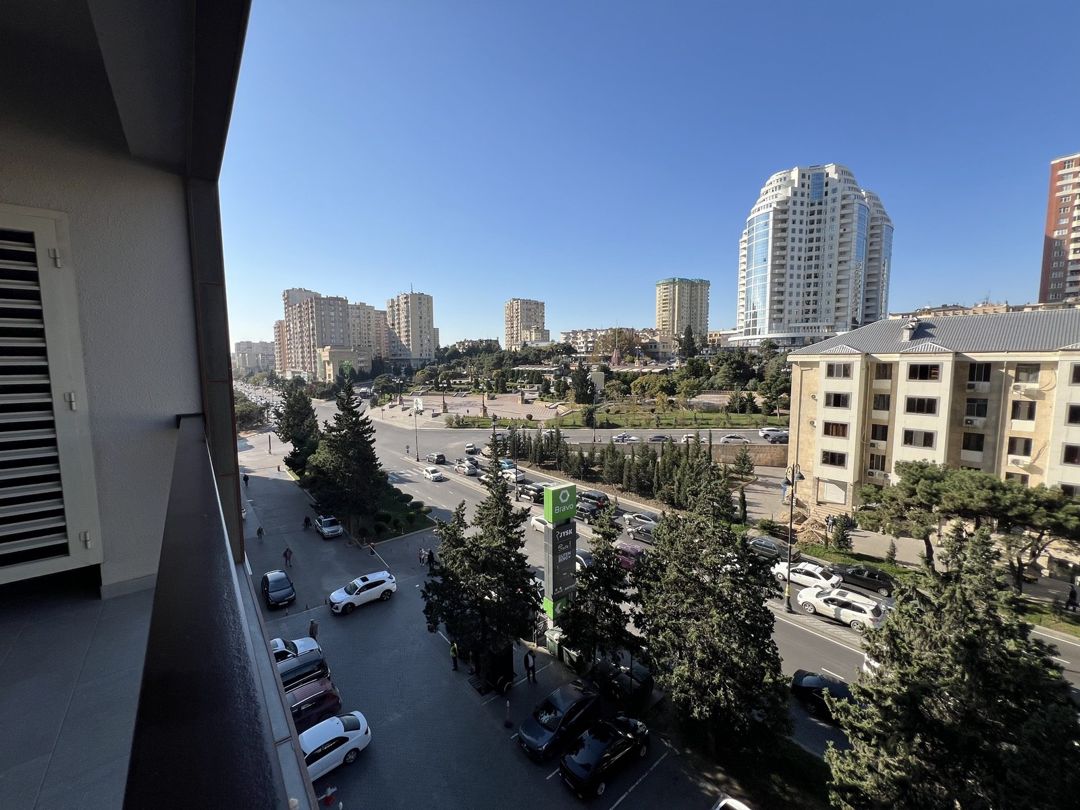 Satılır 4 otaqlı yeni tikili 185 m² — Mənzil, Bakı (4)