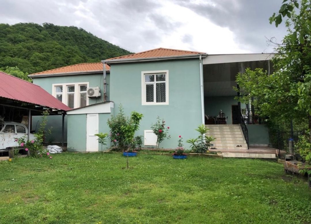 Bağ evi kirayə verilir, Qax ş. — Daşınmaz əmlak, Qax