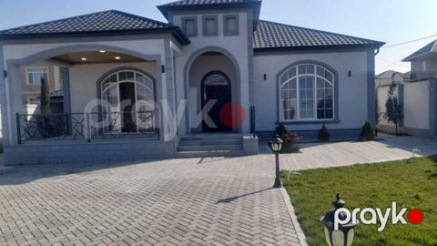 Satılır 5 otaqlı həyət evi/bağ evi 200 m²