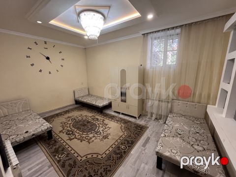 İcarəyə verilir 4 otaqlı köhnə tikili 110 m²