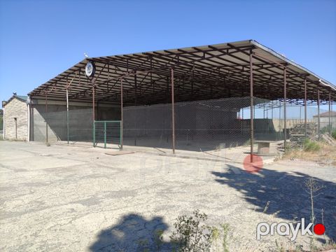 İcarəyə verilir obyekt 870 m²