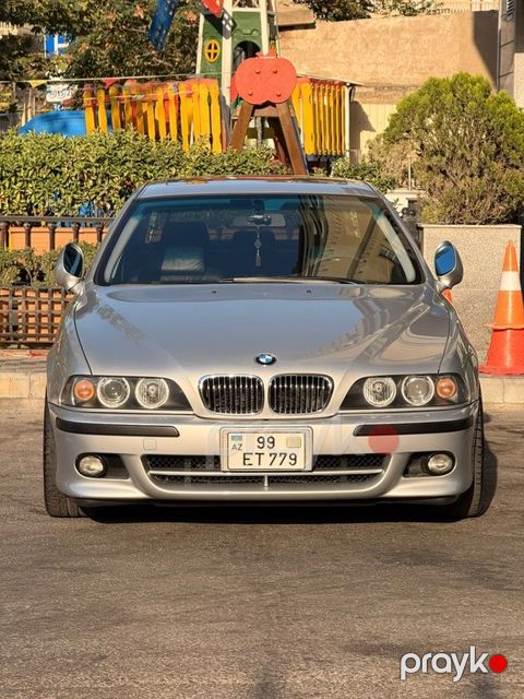 BMW 525, 2.5 L, 2001 il, 185 000 km