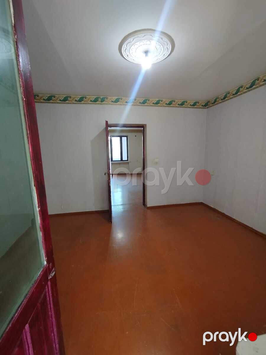 Satılır 2 otaqlı köhnə tikili 80 m² — Mənzil, Bakı (5)